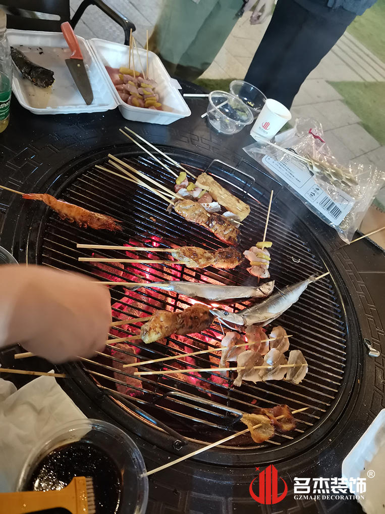 广州鉴黑担保网装饰设计公司图册